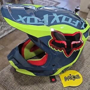 Fox Kids Helmet - Navy and Neon Green